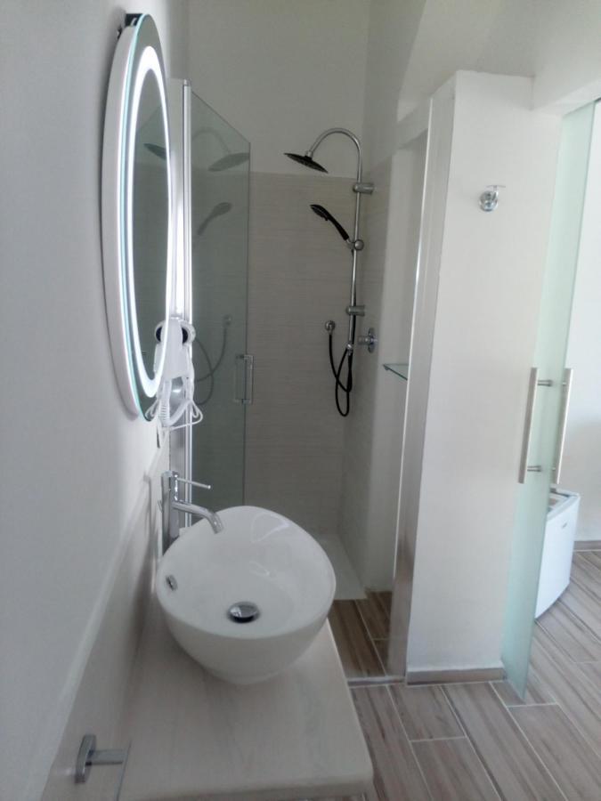 Flamingo Guest House- Rooms Olbia Dış mekan fotoğraf