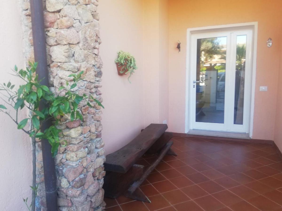 Flamingo Guest House- Rooms Olbia Dış mekan fotoğraf