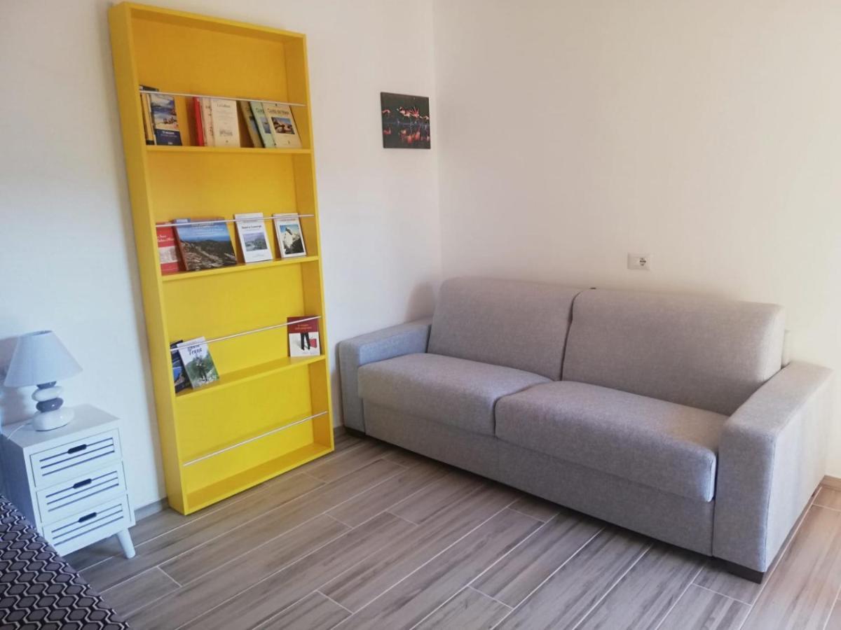 Flamingo Guest House- Rooms Olbia Dış mekan fotoğraf