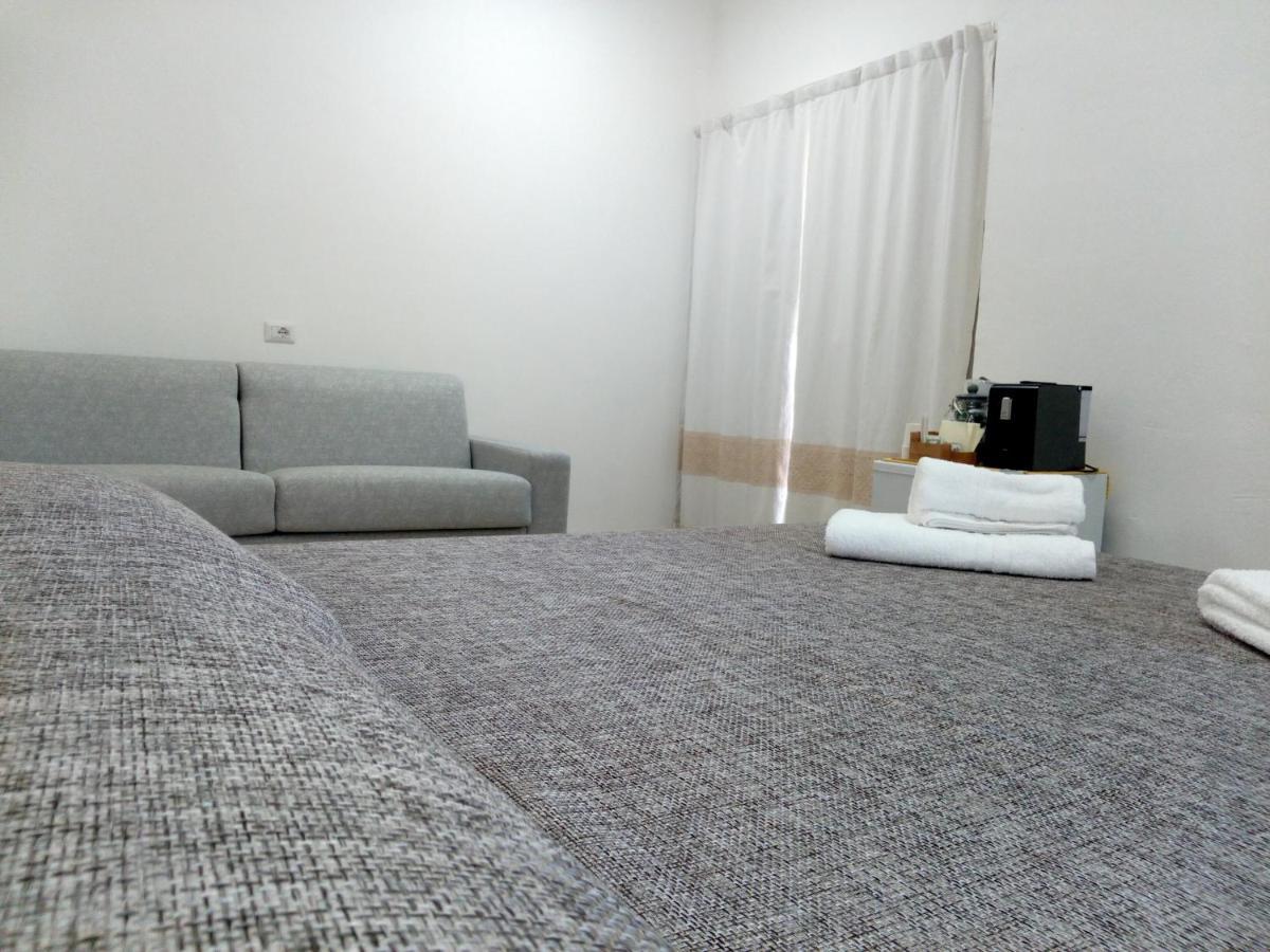 Flamingo Guest House- Rooms Olbia Dış mekan fotoğraf