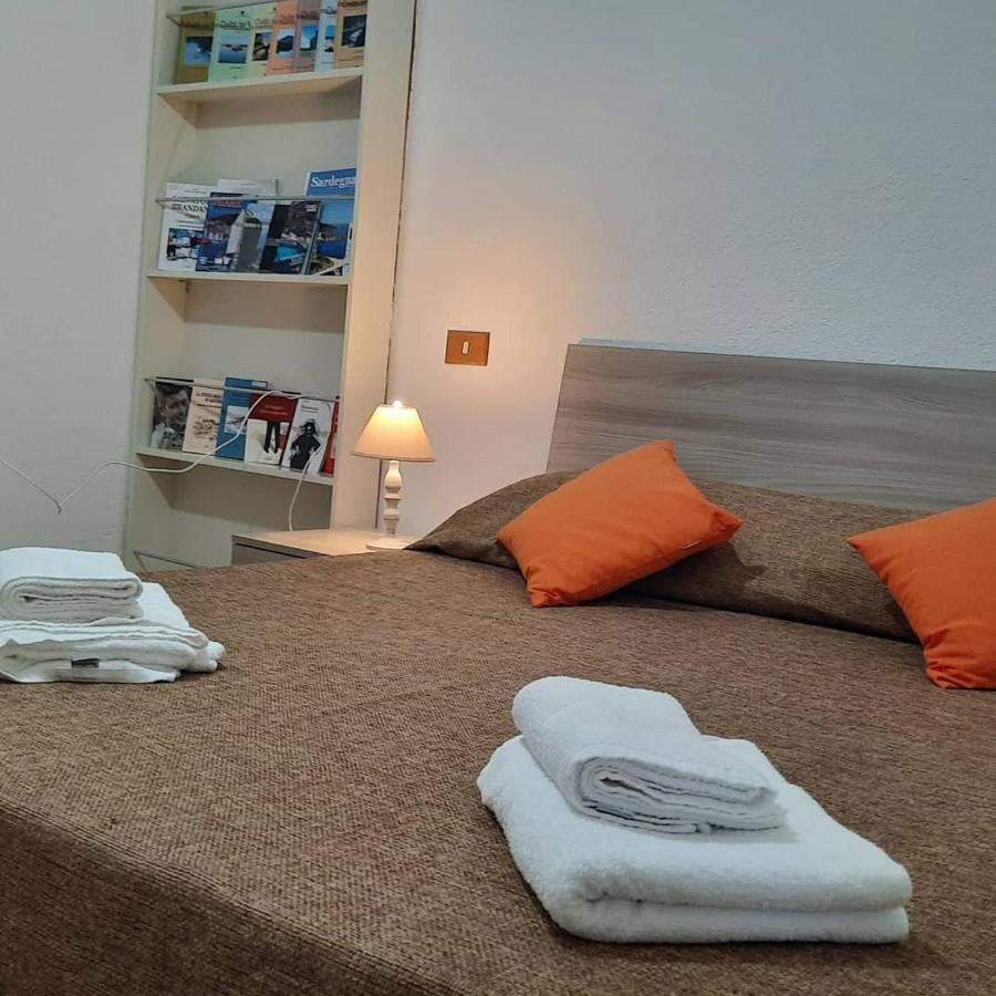 Flamingo Guest House- Rooms Olbia Dış mekan fotoğraf