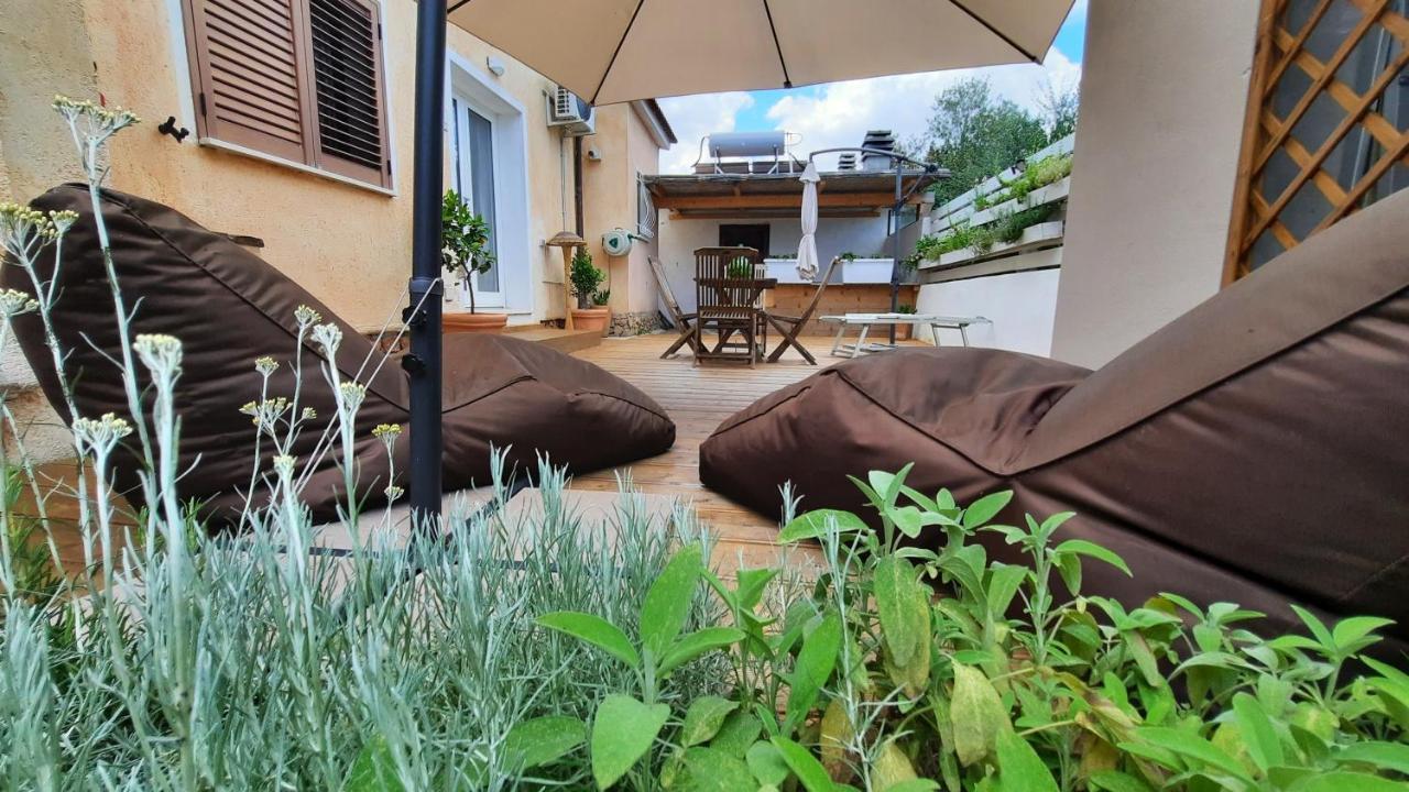 Flamingo Guest House- Rooms Olbia Dış mekan fotoğraf